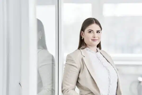 Julia Schmiedel · Personalreferentin Bei Lasos
